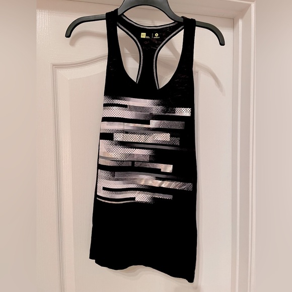 Xersion Tops - Xersion workout athletic tank top Medium Tall- black with silver foil